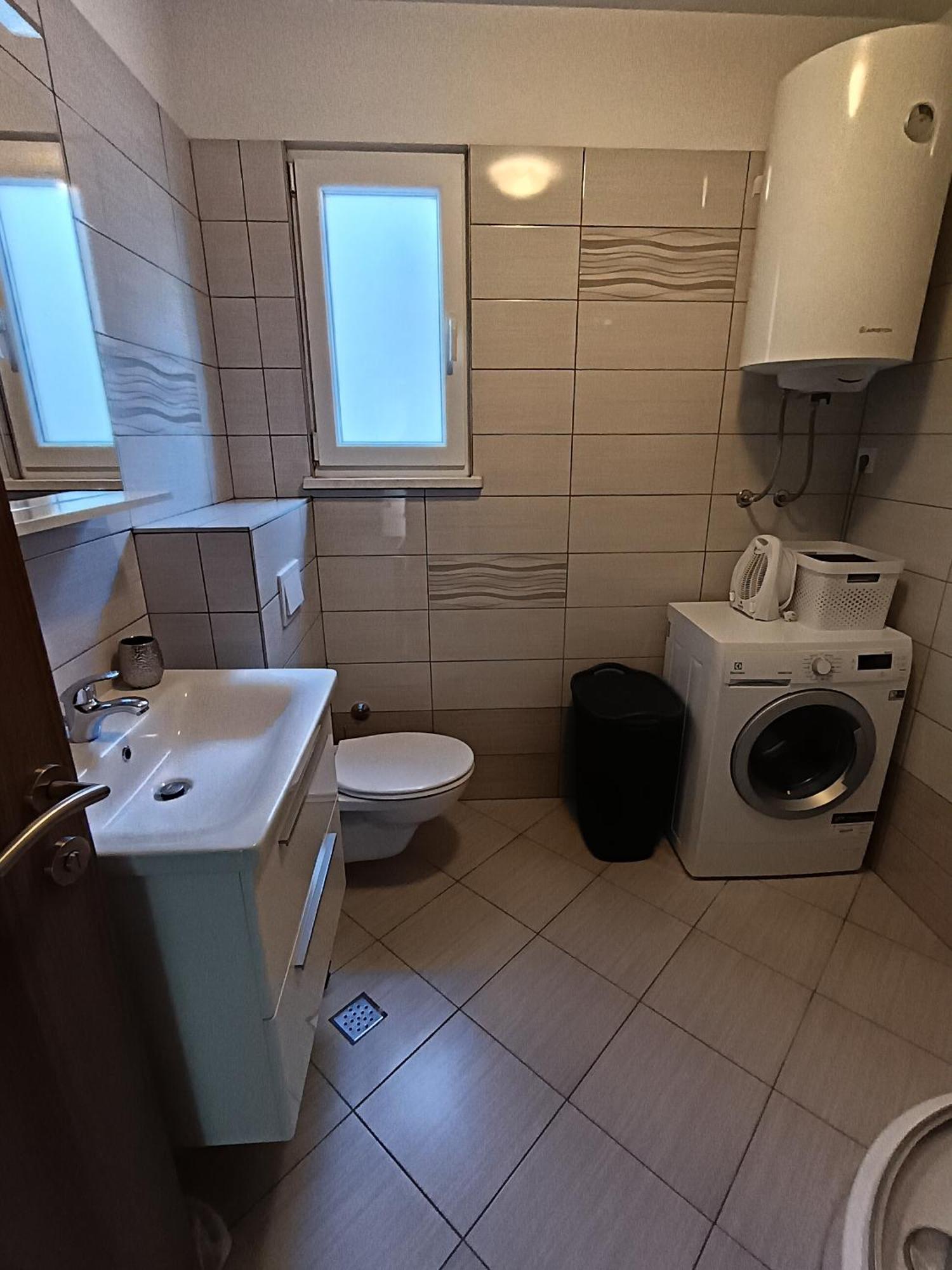 Lana I Natali Apartma *