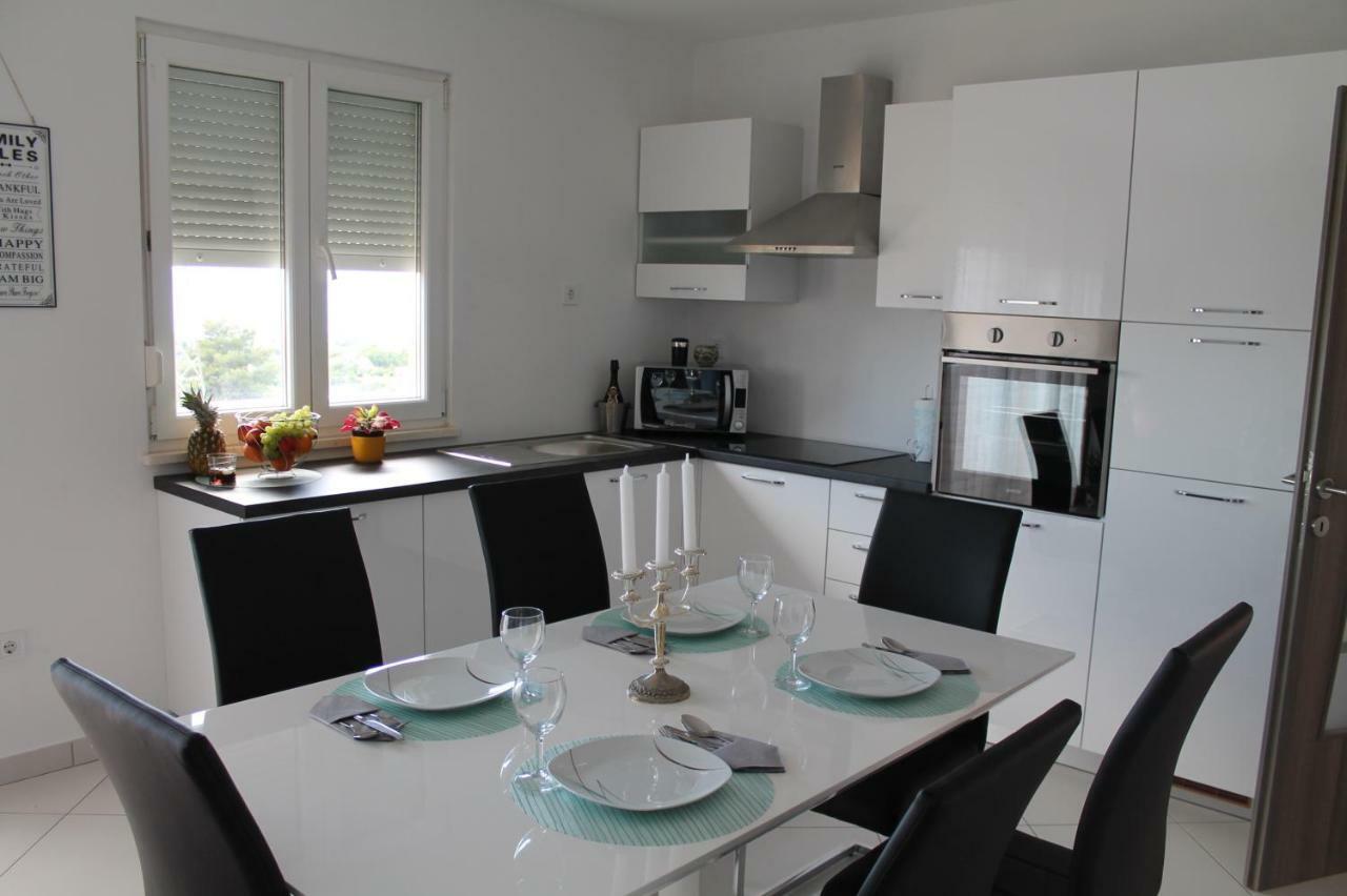 Apartma Lana I Natali *