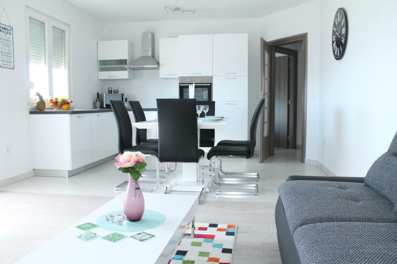 Apartma Lana I Natali